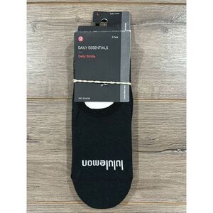 Lululemon men socks L
